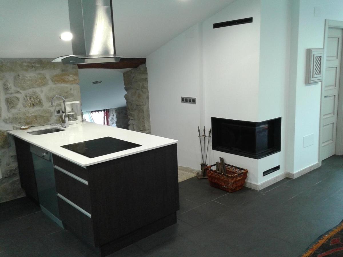 A Casa De Mateu Apartment Pontevedra Bagian luar foto