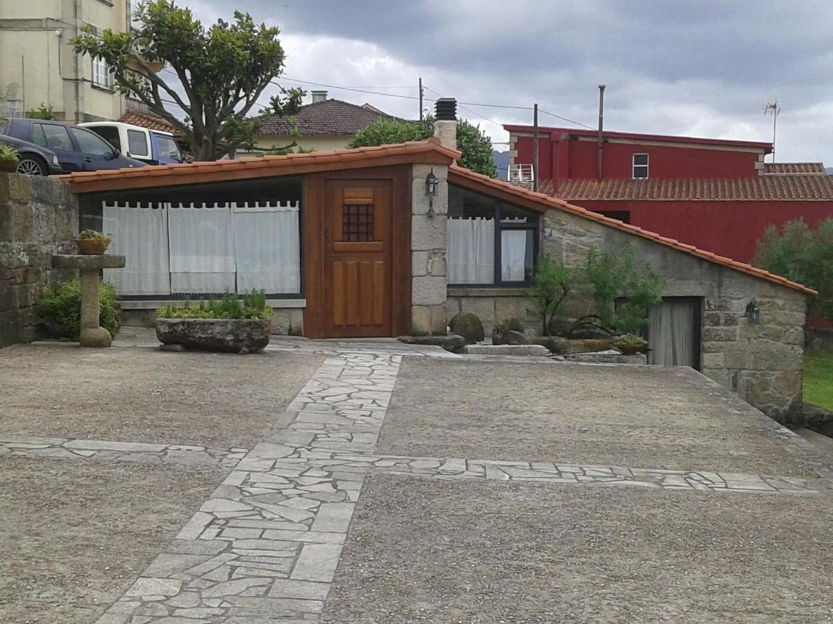 A Casa De Mateu Apartment Pontevedra Bagian luar foto