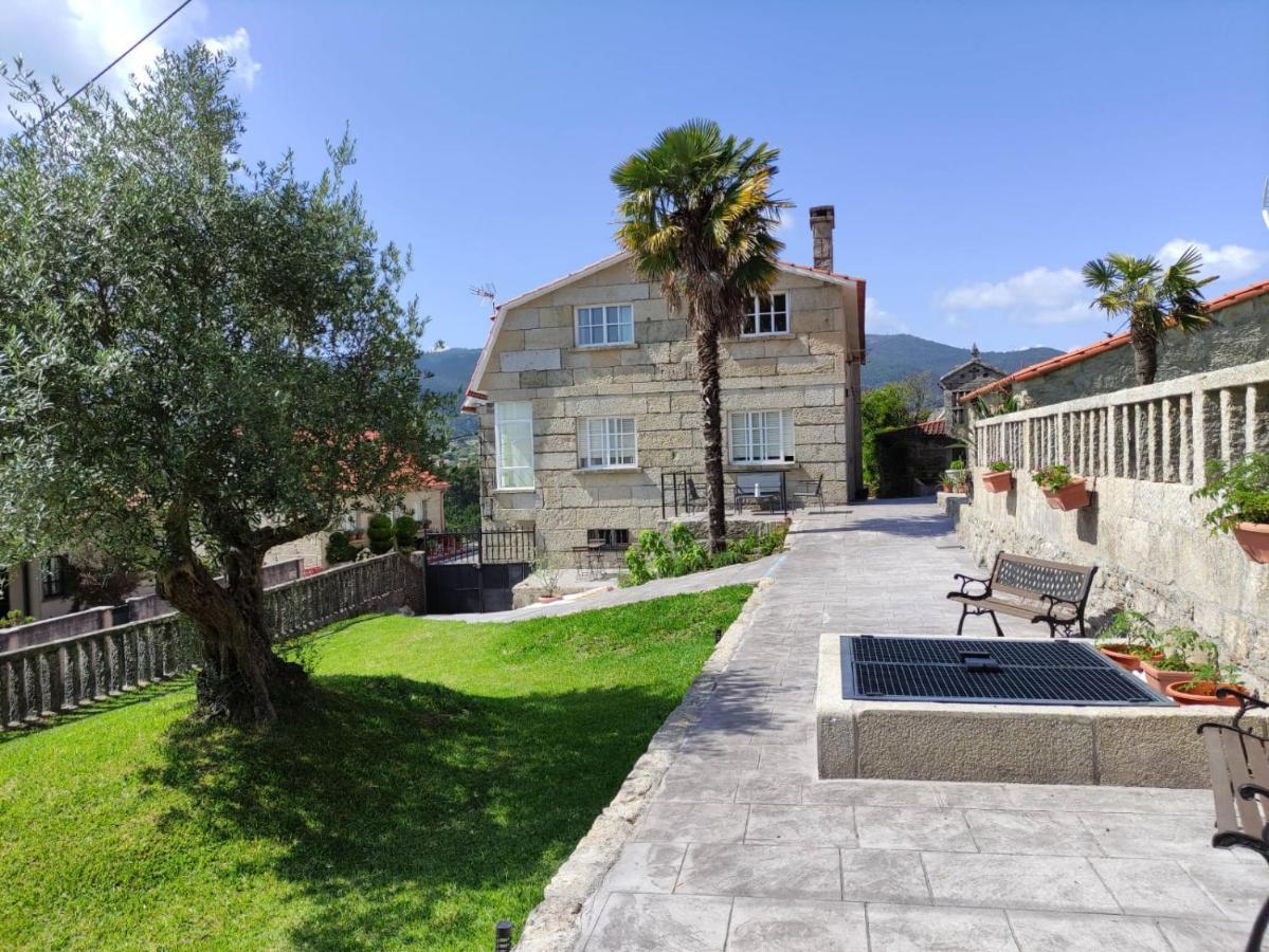 A Casa De Mateu Apartment Pontevedra Bagian luar foto