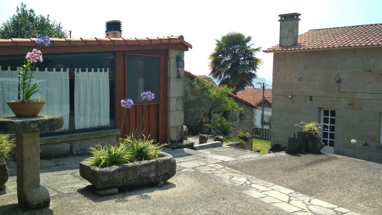 A Casa De Mateu Apartment Pontevedra Bagian luar foto